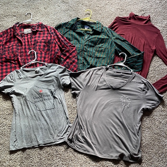 Tops - 🖤 Womans Size XL Lot Bundle of 5